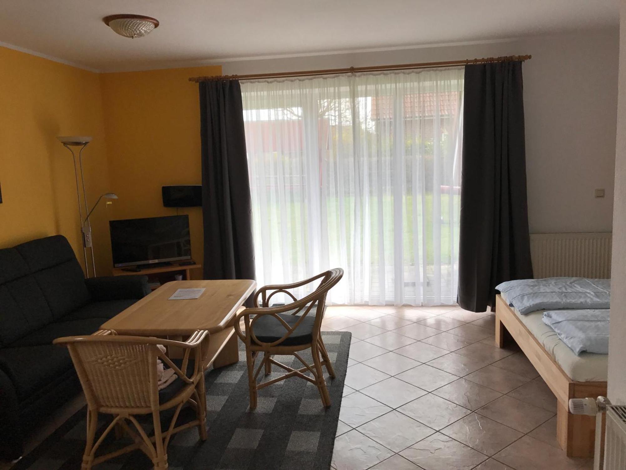 Ferienwohnungen Wiek, Haus Luv & Lee Wiek auf Rugen Bagian luar foto